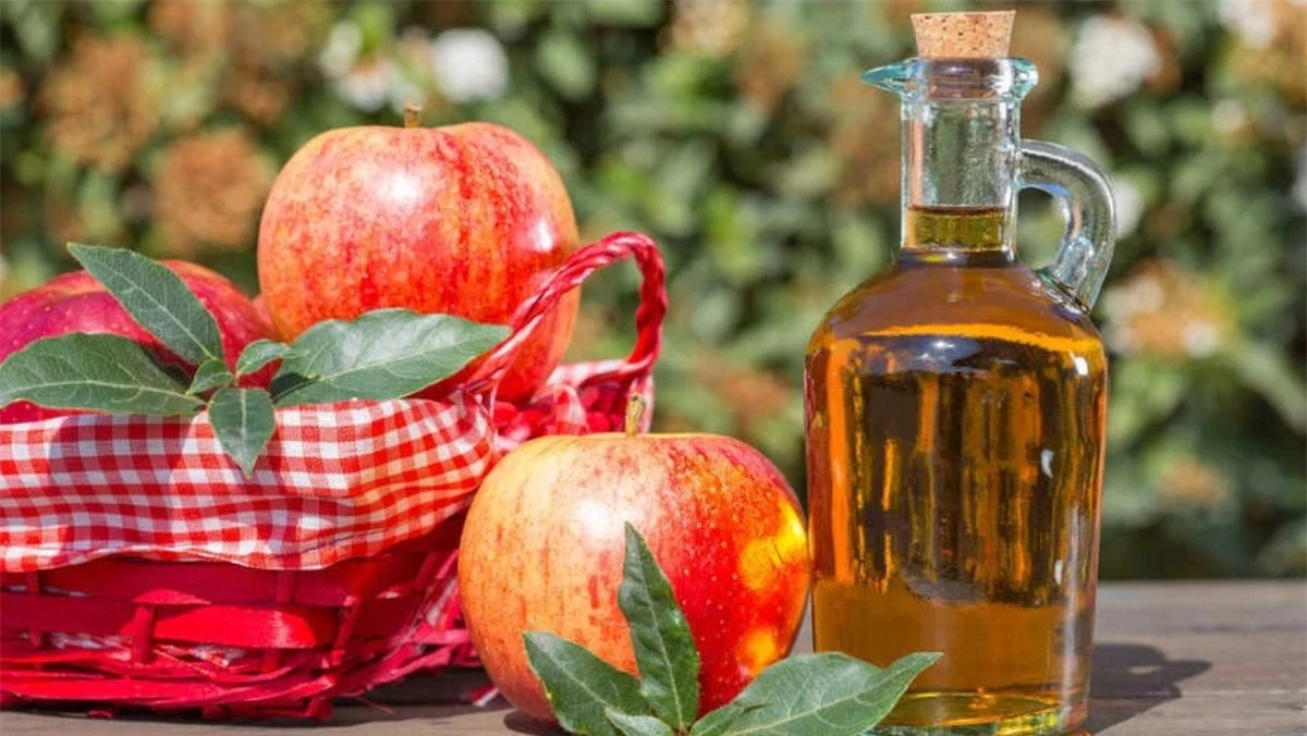 Người cao huyết áp có nên sử dụng giấm táo?
