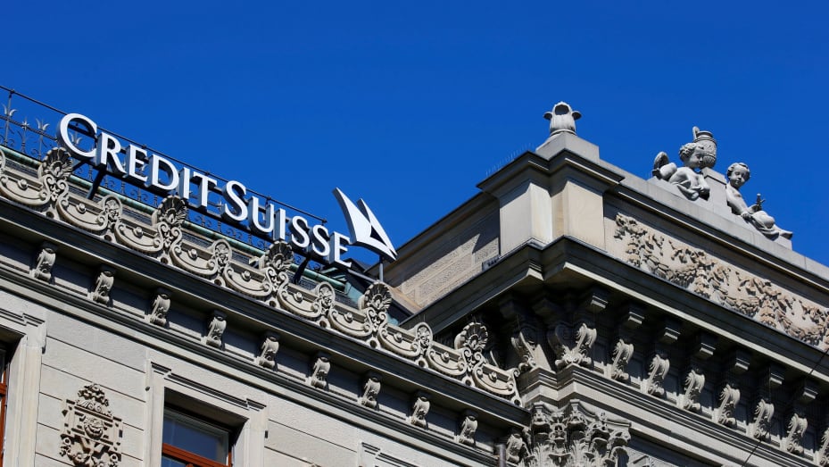 Credit Suisse chuẩn bị sa thải 9.000 nhân viên