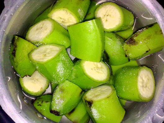 L&#xE0;m gi&#xE0;u s&#x1EE9;c kh&#x1ECF;e khi &#x103;n chu&#x1ED1;i xanh h&#xE0;ng ng&#xE0;y