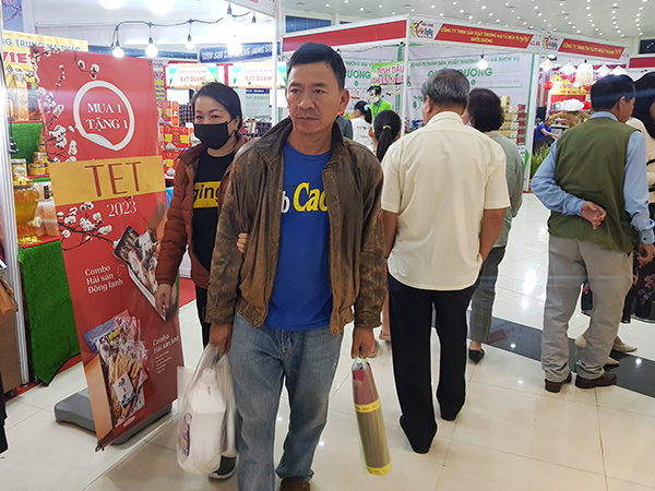 Hội chợ Xuân 2023 TP Đà Nẵng thu hút hơn 35 ngàn lượt khách tham quan, mua sắm