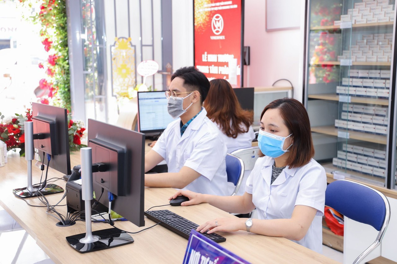 Việc báo chí đưa các thông tin về bà Nguyễn Thị Loan trong vụ án gắn liền với thương hiệu Vimedimex đã gây ra tâm lý hoang mang, mất ổn định và ảnh hưởng vô cùng to lớn đến hình ảnh Công ty và người lao động.