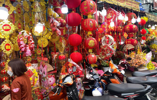 Đồ trang trí Tết hình mèo “lên ngôi”