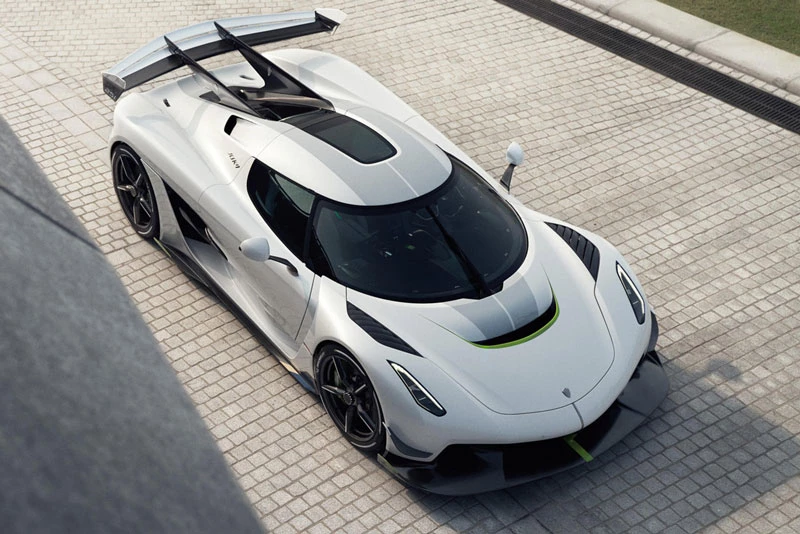 2. Koenigsegg Jesko (vận tốc tối đa: 447 km/h).
