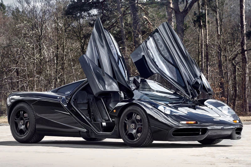 9. McLaren F1 (vận tốc tối đa: 386 km/h).