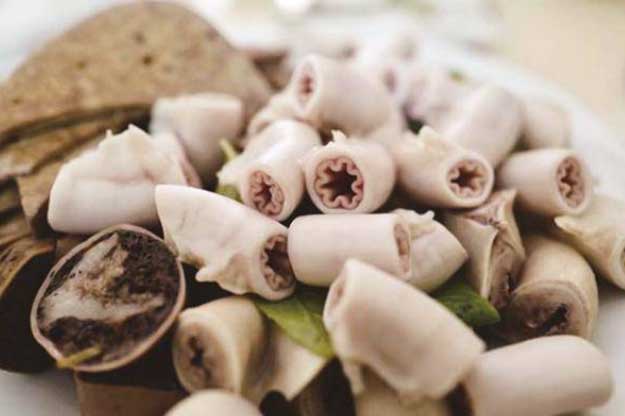 Luộc lòng đừng vội thả ngay vào nước lạnh: Làm thêm bước này lòng trắng tinh giòn sần sật không đắng