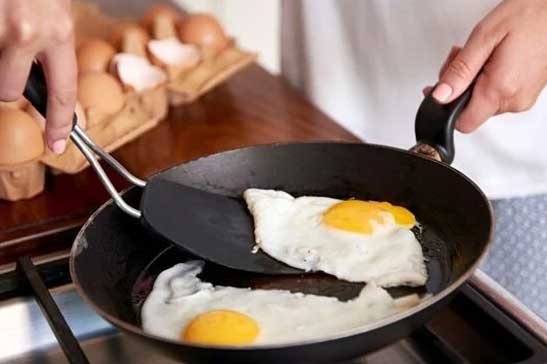 1 tuần nên ăn bao nhiêu quả trứng cho từng đối tượng cụ thể?