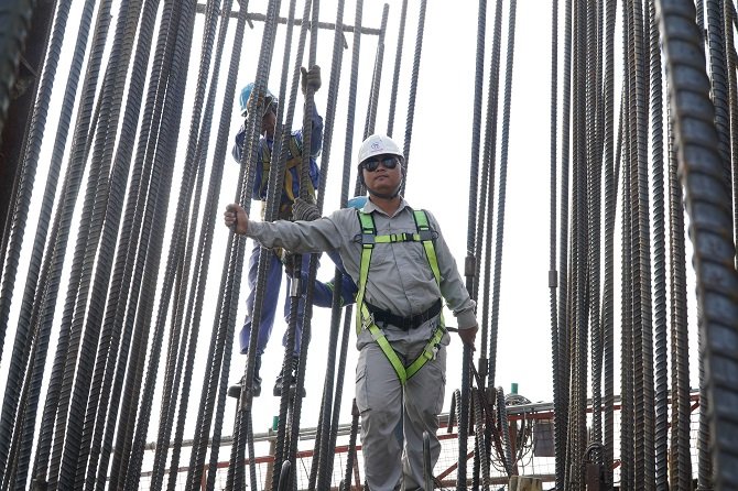 Mùa xuân trên công trình cầu Mỹ Thuận 2 nối đôi bờ sông Tiền