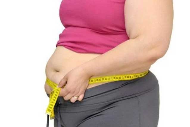 Không chỉ ăn nhiều mới béo: Khoa học chỉ rõ bật tivi hoặc đèn khi ngủ, phụ nữ dễ bị tăng cân béo phì