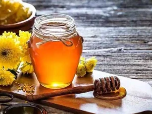 Mật ong là thuốc bổ của tuổi thọ nhưng phạm phải 3 lỗi này chỉ gây hại cơ thể