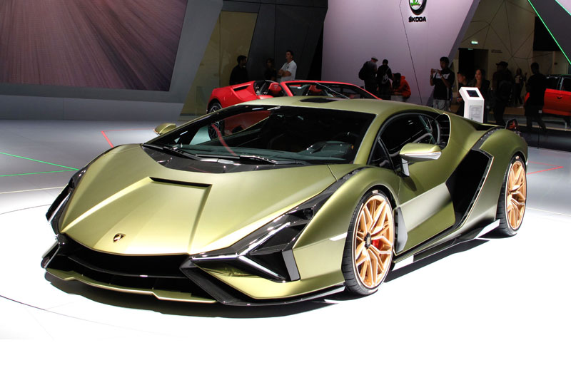4. Lamborghini Sian (giá: 3,6 triệu USD).