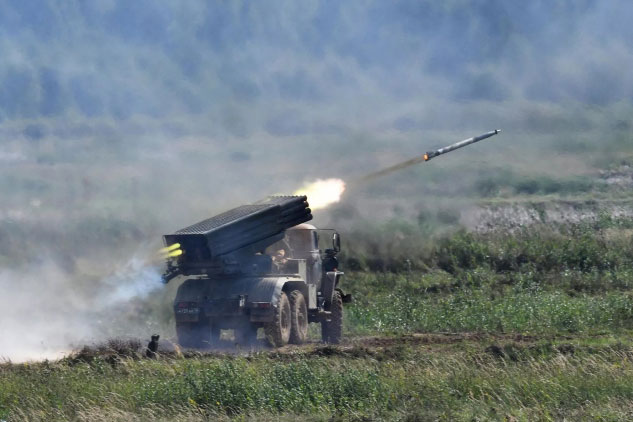 Uy lực pháo phản lực phóng loạt Tornado-G Nga sử dụng ở Donbass