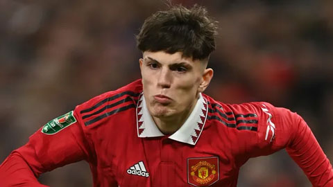 MU s&#x1EB5;n s&#xE0;ng tr&#xF3;i ch&#xE2;n Garnacho b&#x1EB1;ng b&#x1EA3;n h&#x1EE3;p &#x111;&#x1ED3;ng l&#x1ECB;ch s&#x1EED;