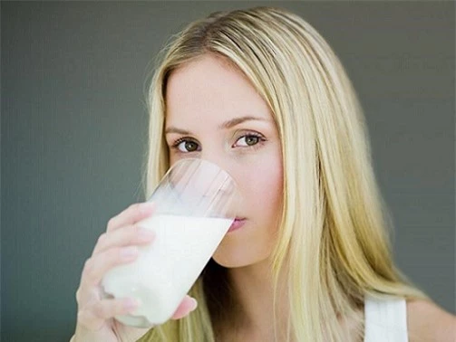 Sai lầm khi uống sữa