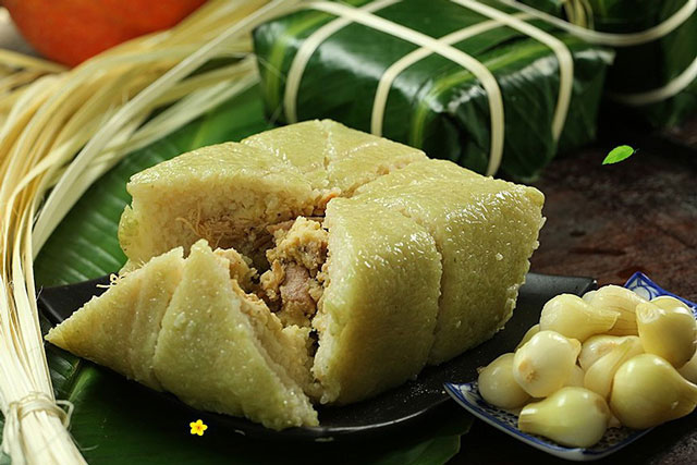 Ăn bánh chưng ngày Tết cần lưu ý gì?