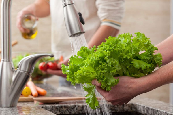 Một số lưu ý để phòng tránh ngộ độc trong dịp Tết