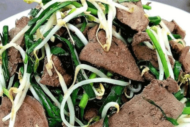 Những loại thực phẩm tuyệt đối không nên kết hợp trong mâm cỗ Tết