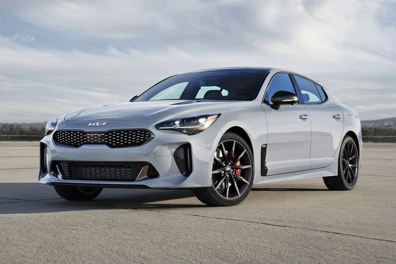 6. Kia Stinger 2023.