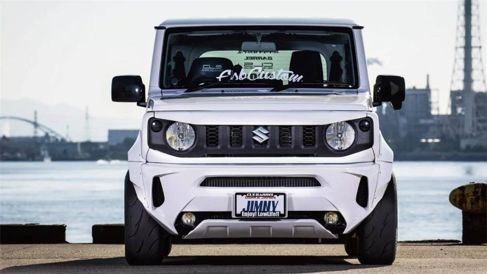 suzuki jimny noi bat hon voi goi do ngoai that hinh 8