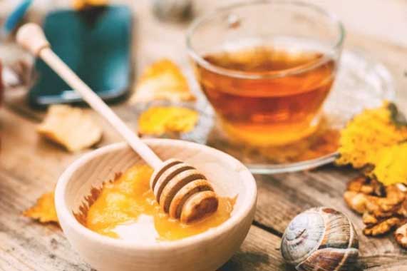 3 sai lầm khi uống mật ong hết sạch chất bổ, gây hại sức khỏe