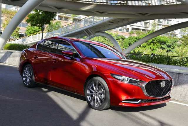 Mazda3 sắp có biến thể chạy điện