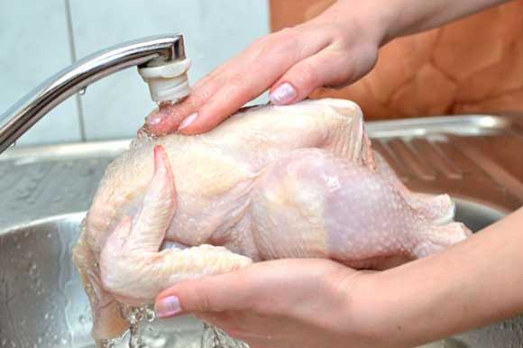 Nấu thịt gà theo cách này vừa mất chất, vừa rước bệnh vào người, nhất là điều thứ 2