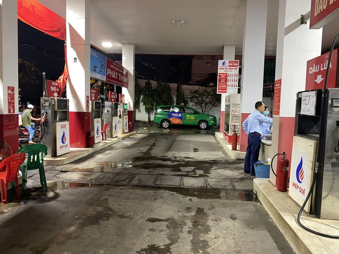 Vì sao loạt cây xăng ở TPHCM đột ngột đóng cửa dịp Tết?