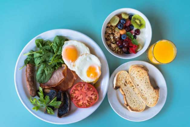 Khung giờ ăn "chuẩn" khoa học cho một sức khỏe vàng