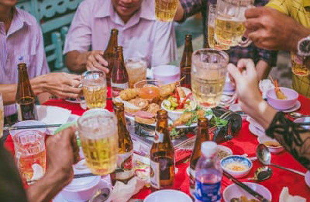 Ngày tết thêm vui với 3 cách giúp giảm tác hại của bia rượu hiệu quả nhất mà bạn nên thử