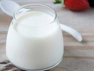 4 sai lầm biến sữa chua thành món gây tăng cân