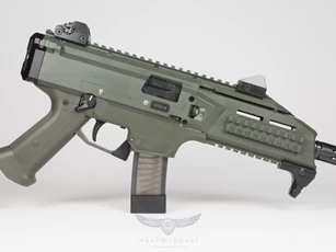 Clip: Khám phá sức mạnh đáng nể của súng tiểu liên Scorpion EVO 3
