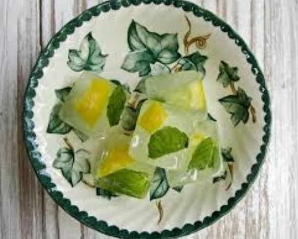 4 công thức từ đá viên giúp da trắng siêu tốc