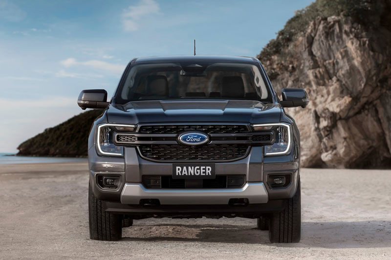 Top 10 xe bán tải 'ăn khách' nhất năm 2022: Ford Ranger đứng thứ 5