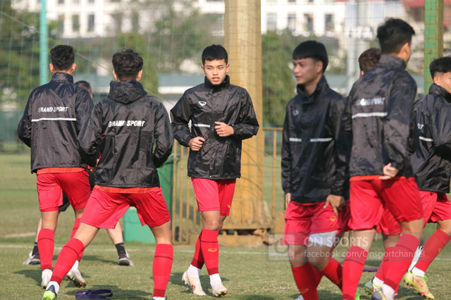 U20 Việt Nam vắng nhiều trụ cột trong ngày tập trung trở lại