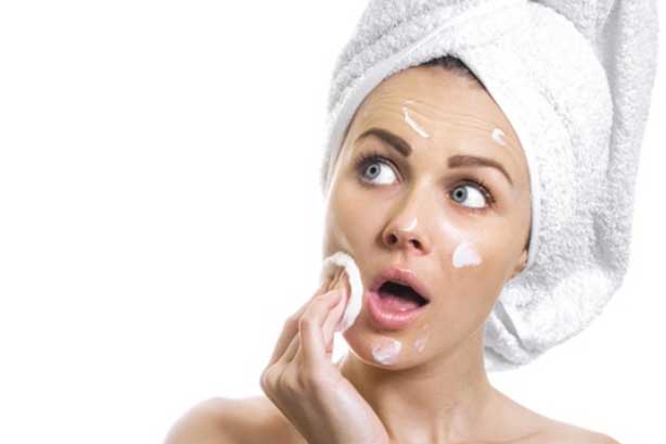 7 sai lầm khiến lỗ chân lông đã to ngày càng thêm to