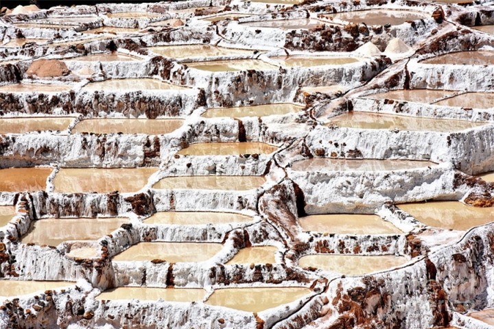 Cảnh đẹp ngoạn mục ở ao muối cổ đại - nơi sản xuất loại muối chữa bệnh quý giá - 4