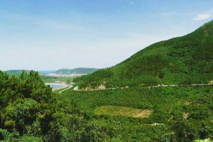 Ngắm đèo Ngang trữ tình ở đời thực, chinh phục ‘cổng trời’ cổ kính trên đỉnh đèo