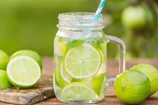 Loại "nước thần" uống vào buổi tối giúp chị em "trẻ mãi không già", U40 vẫn xuân sắc như tuổi 20