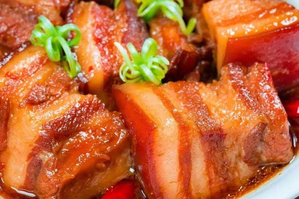 Nhờ thêm thứ gia vị đặc biệt này vào món thịt kho tàu thơm ngon gấp bội phần, cả nhà thi nhau gắp