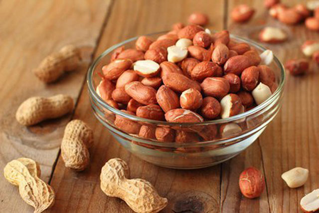 Bác sĩ khuyến cáo cảnh giác với loại hạt dễ gây hóc cho trẻ