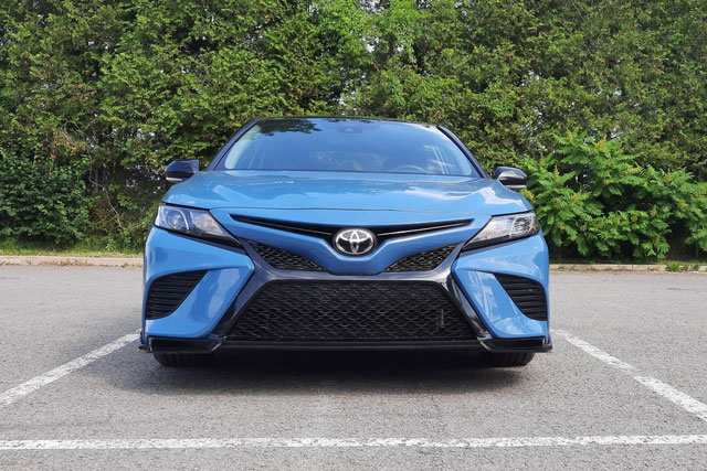 Top 10 xe sedan cỡ trung bán chạy nhất thế giới năm 2022: Toyota Camry đầu bảng