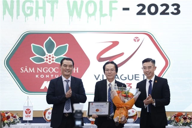 Tăng gấp đôi tiền thưởng cho V.League năm 2023 - Ảnh 1.