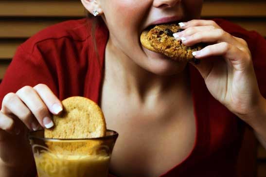 Điểm mặt 5 thói quen xấu và dấu hiệu ung thư cổ tử cung nhiều chị em mắc phải nhưng không hề hay biết