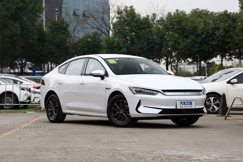 6. BYD Qin Plus (doanh số: 308.368 chiếc).