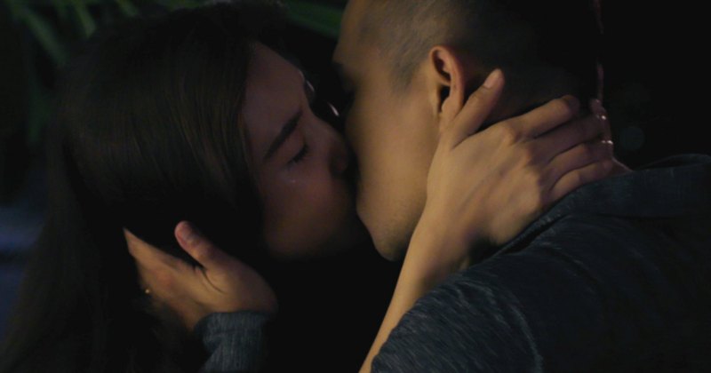 Nụ hôn thắm thiết của Thúy Ngân và Trương Thế Vinh trong “Nữ Chủ” gây sốt cõi mạng, fan nhiệt tình đẩy thuyền 
