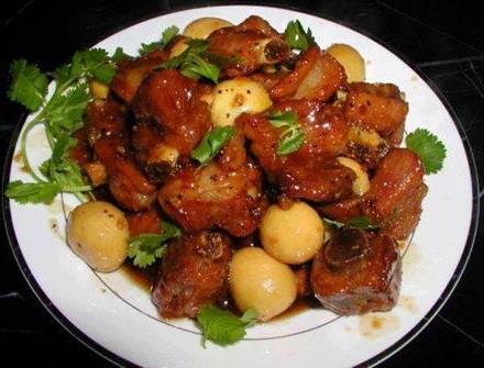 Mỗi ngày một món: Sườn kho trứng cút với nước dừa