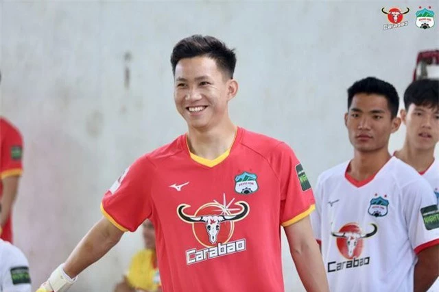 VPF chấp nhận đề xuất, Hoàng Anh Gia Lai vẫn dự V.League 2023 - Ảnh 2.