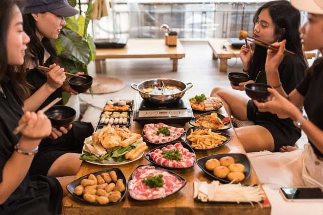 Cẩn thận với 2 kiểu ăn lẩu nguy hiểm hầu như người Việt nào cũng mắc phải