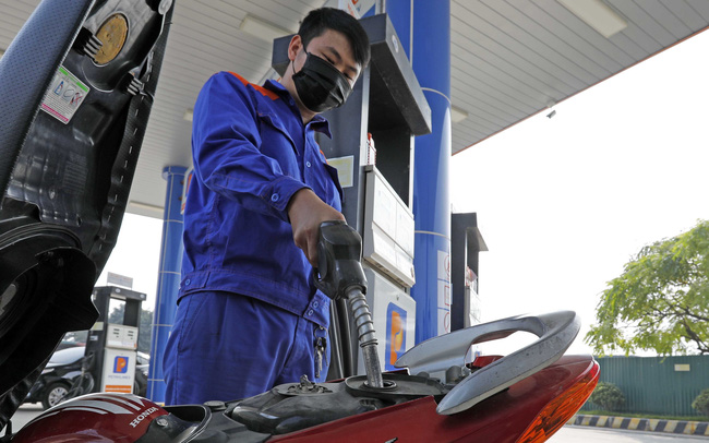 Đề xuất cây xăng được lấy hàng từ nhiều nguồn