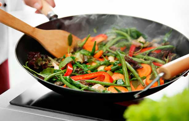 6 sai lầm nguy hiểm khi vào bếp mà 90% người Việt đang mắc phải biến đồ ăn thành thuốc độc