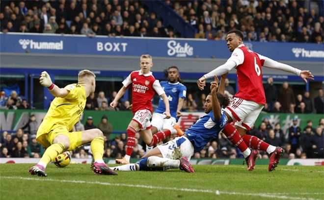 Vòng 22 Ngoại hạng Anh | Arsenal bất ngờ bại trận trên sân Everton - Ảnh 1.